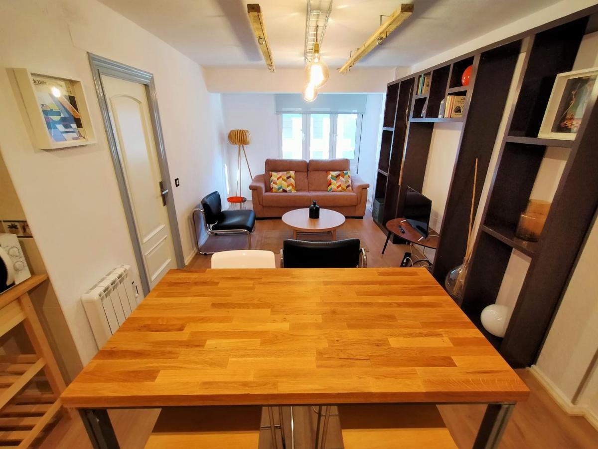Lotila Flats Playa Apartment Gijon Bagian luar foto
