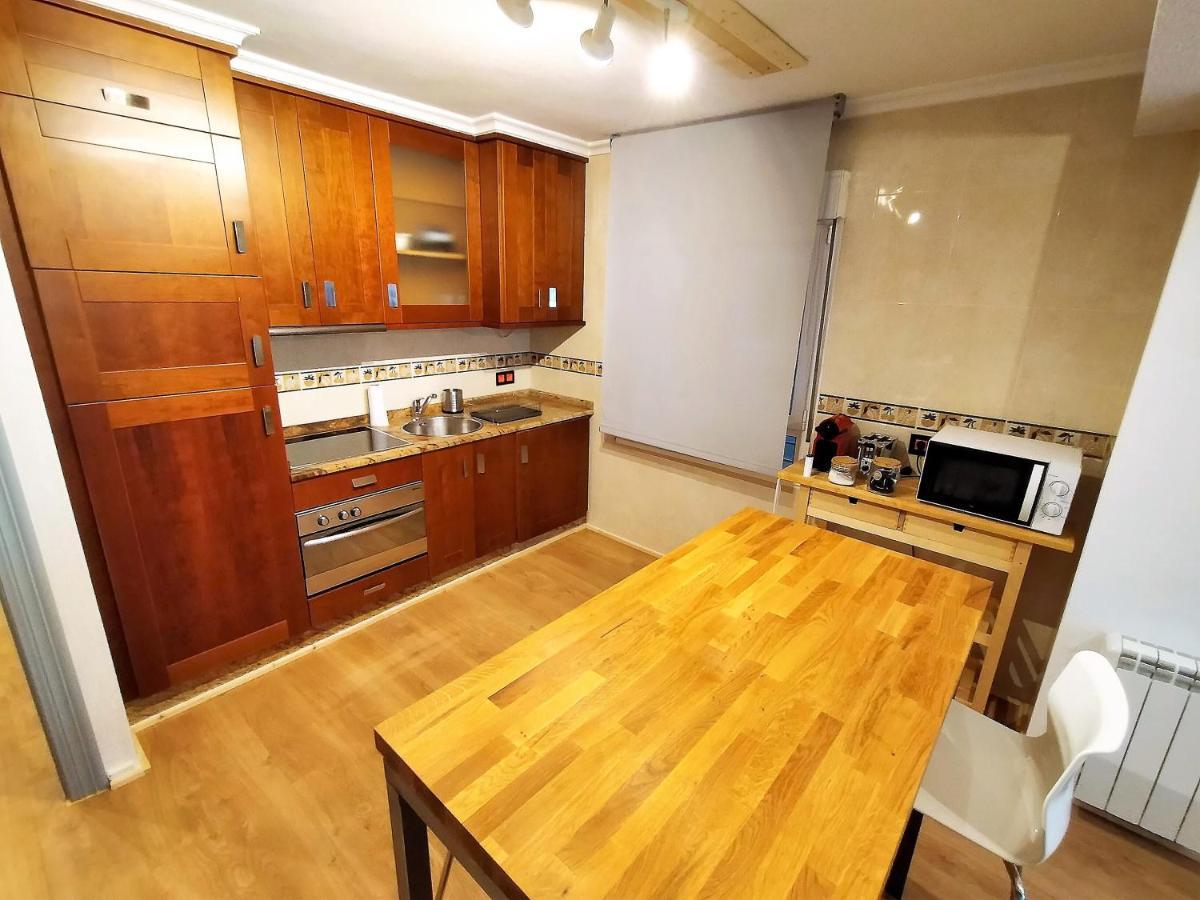 Lotila Flats Playa Apartment Gijon Bagian luar foto